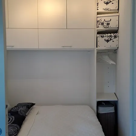 Appartamento Modern In The Heart Of Vivano Noel
