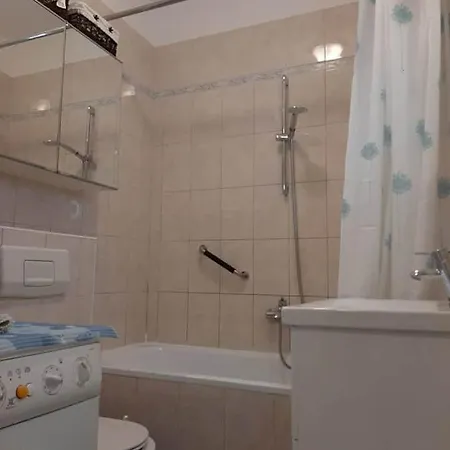 Apartment Modern In The Heart Of Vivano Noel Umag